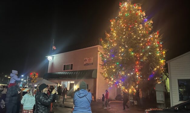 Wrangell’s holiday season in full swing: an audio postcard from lighting the tree