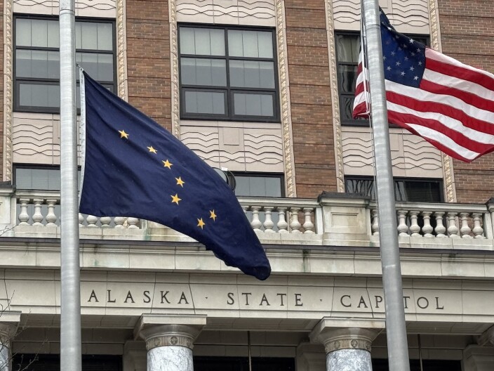 Alaska governor’s staff warns executive branch away from state Capitol in session’s last days