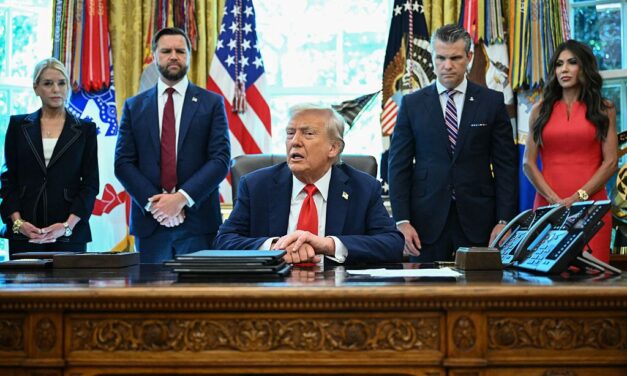 Trump says National Guard is at the ready but hedges on Chicago plans