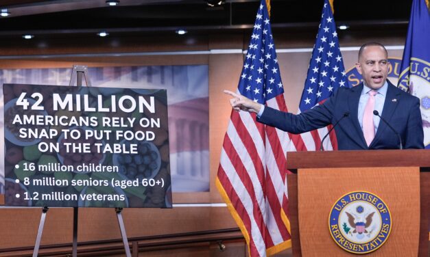 Trump says Senate should scrap the filibuster to end the government shutdown