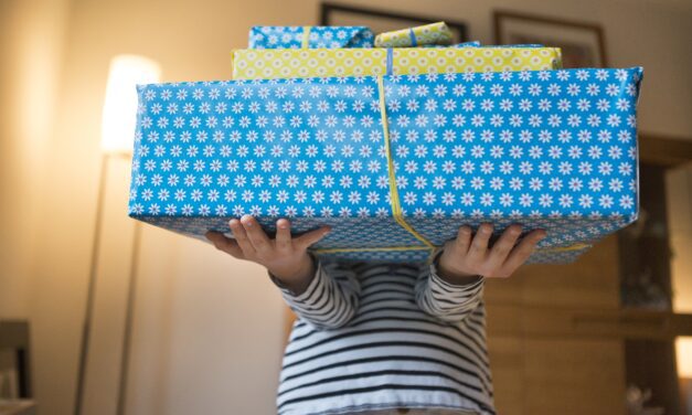 Ahead of the holidays, consumer and child advocacy groups warn against AI toys