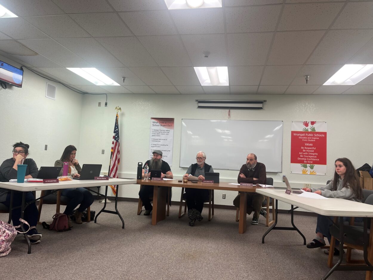 Unanimous vote creates new librarian and media literacy role in district