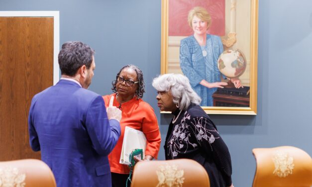 Virginia court allows Democrats’ redistricting vote in their plan to counter to Trump