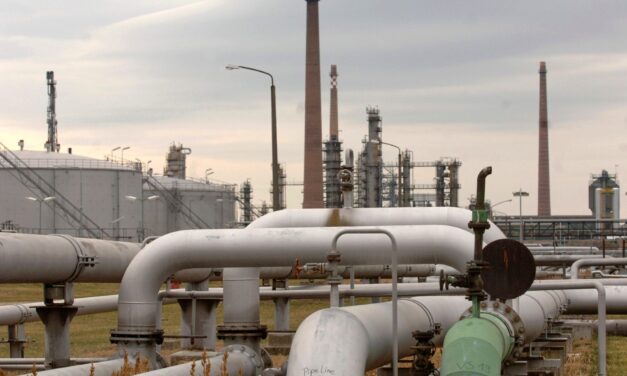 EU offers to pay Ukraine to fix oil pipeline at the center of Ukraine-Hungary feud