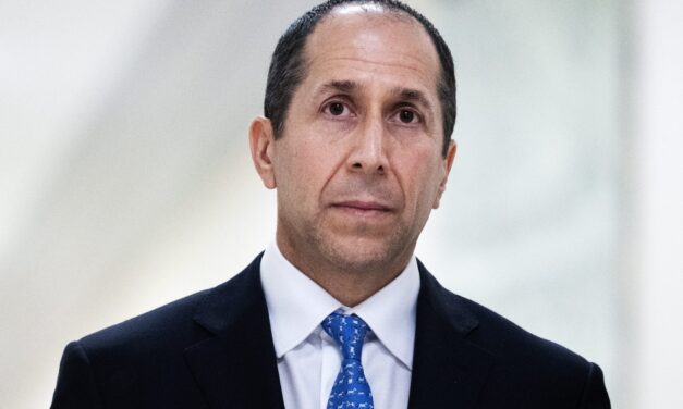 Epstein’s longtime accountant testifies he was ‘not aware’ of sex offender’s crimes