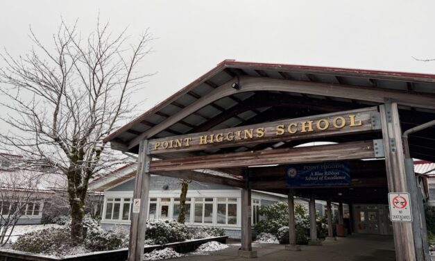 Ketchikan school board votes to close 2 elementary schools