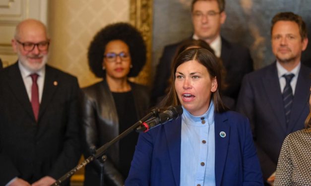 Liberal U.S. mayors team up with European counterparts to fight authoritarianism