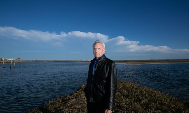 Drive 5 hours or fly 20 minutes? Remote towns suffer from lack of year-round flights