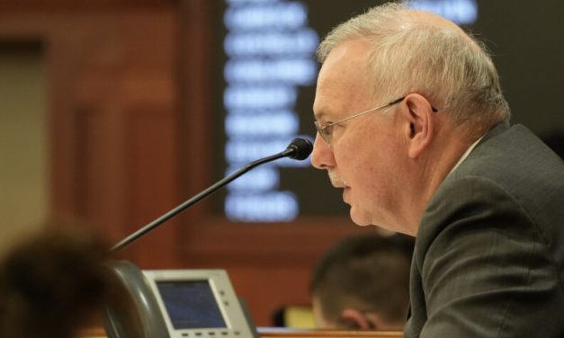 Lawmakers land on $1,200 payout, as they negotiate AKLNG bill