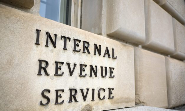 Trump drops IRS lawsuit, paving the way for a settlement