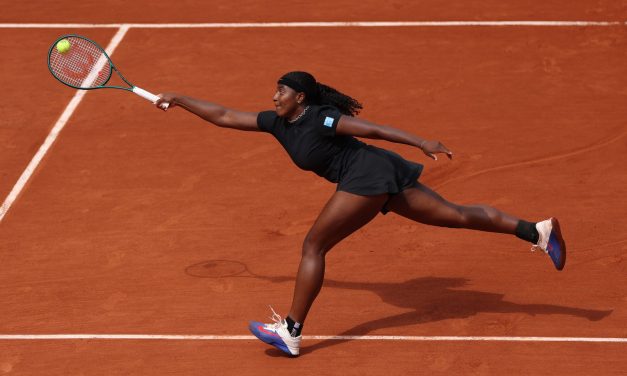 The French Open courts are clay, a tricky surface for some. Here’s how the pros do it