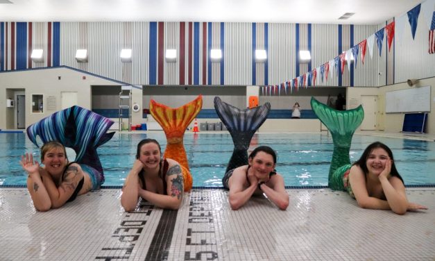 Sitkans dip their fins into the underwater world of mermaiding