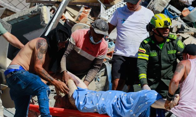 Magnitude 7.4 quake rocks western Colombia, killing at least 111 people