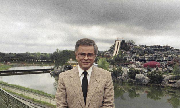 Jim Bakker, who built ‘PTL Club’ televangelism empire, has died at 86