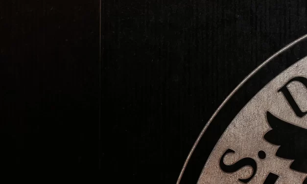 Hackers expose the identities of more than 40,000 DHS employees